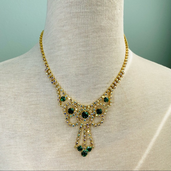 Emerald Butterfly Rhinestones Necklace - Picture 2 of 3